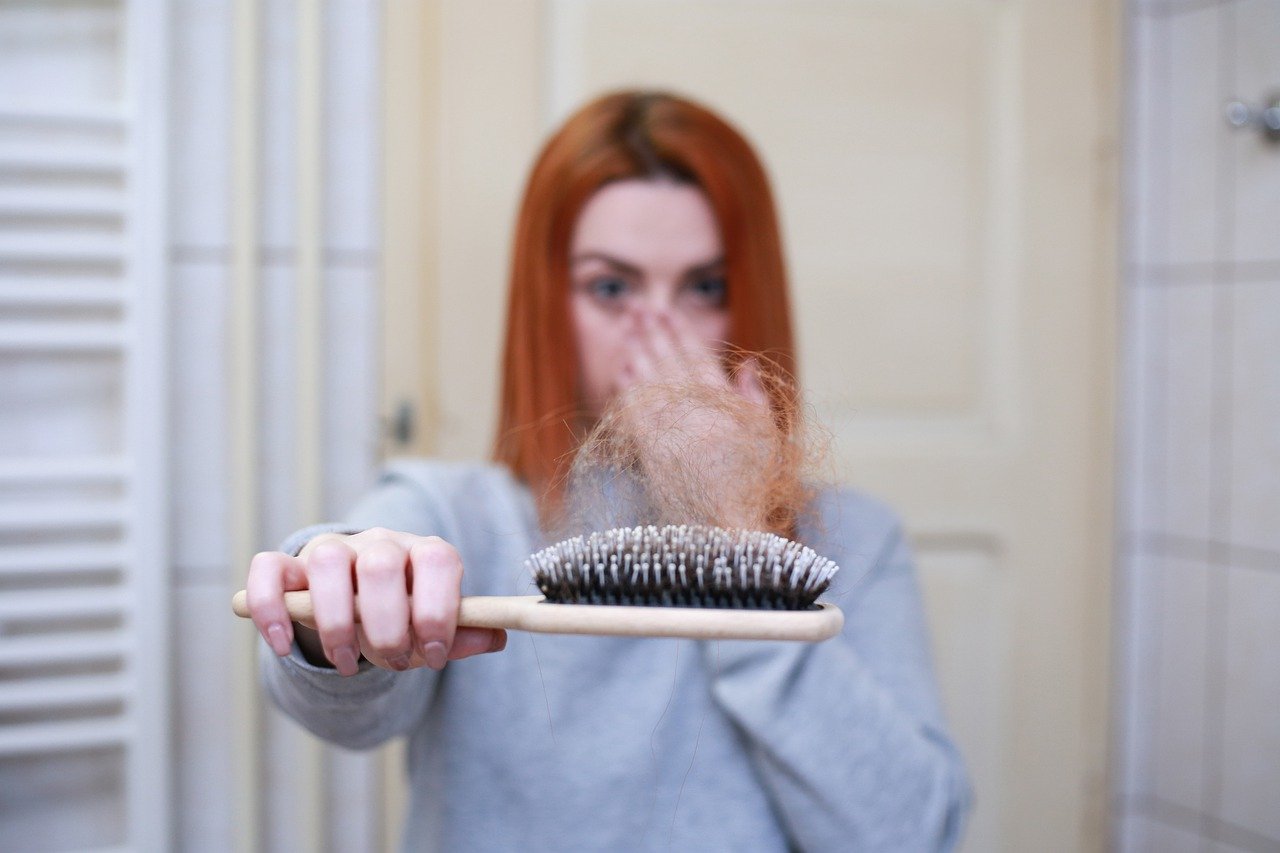 Sudden Hair Loss – Causes and Treatments