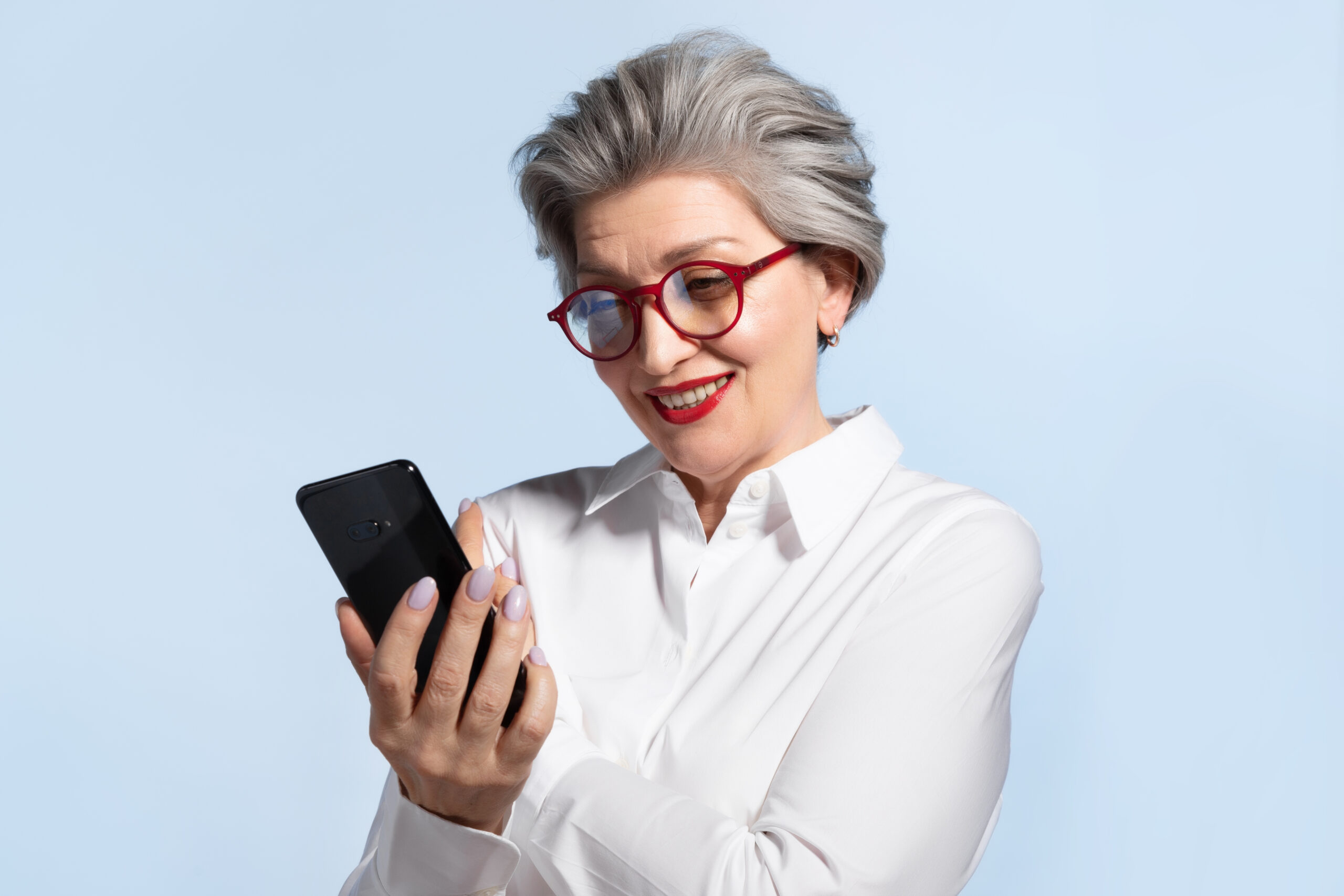 How to Support Scalp Health and Hair Hydration as You Age?