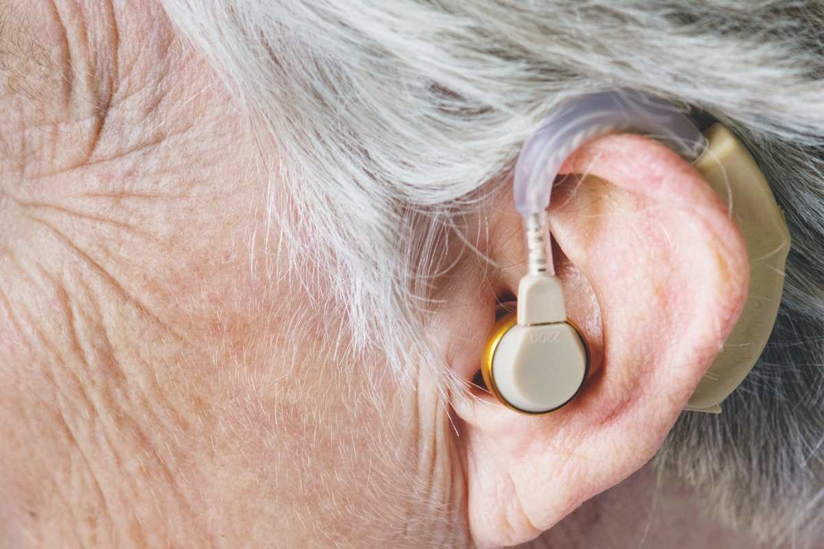 Choose the Best and Advanced Hearing Aids – 2024