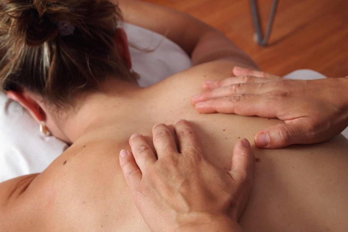 5 Tips On Reducing Pain Naturally and Improving Your Health