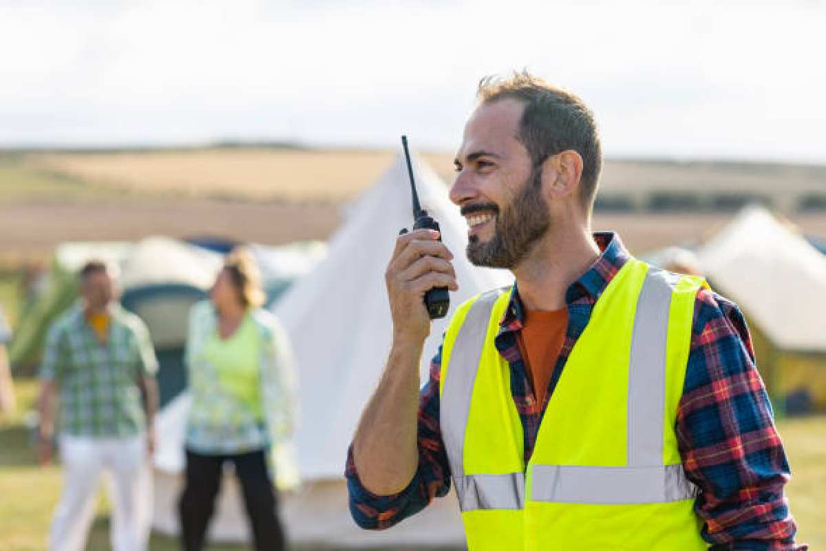 Top Walkie Talkie Tips for Volunteer Team Coordination